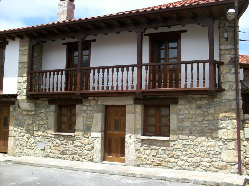 בית הארחה El Cabanon De Pimiango מראה חיצוני תמונה