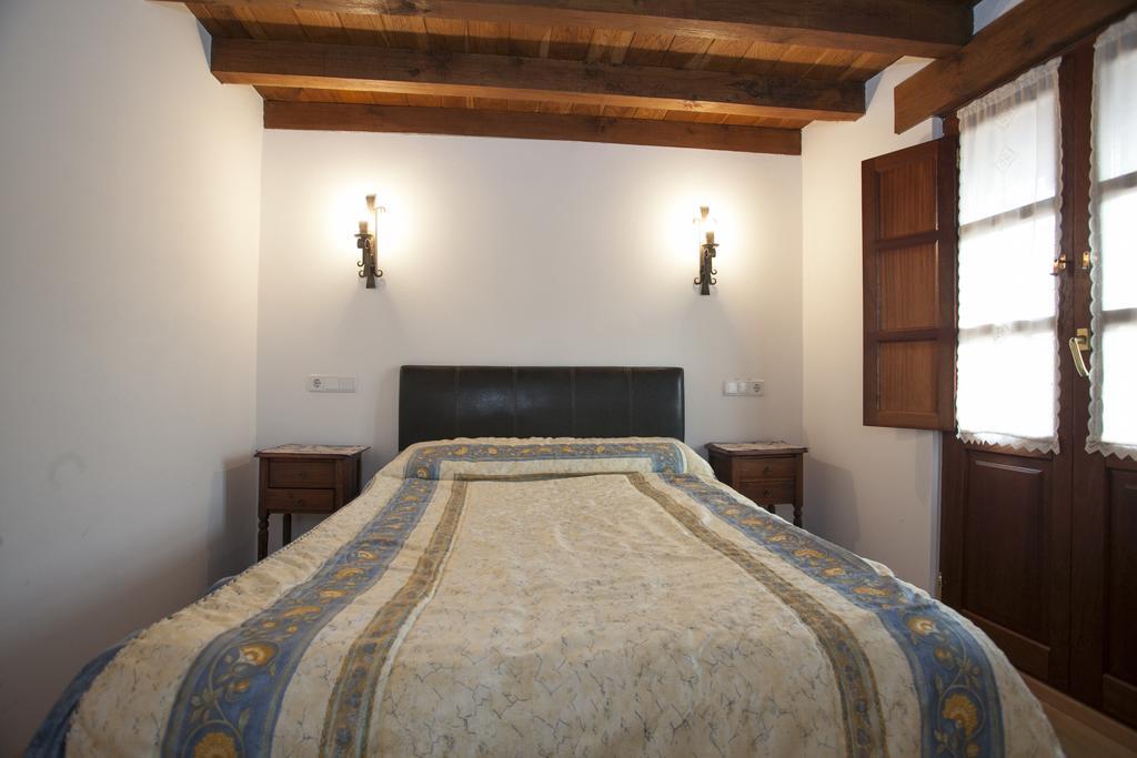 בית הארחה El Cabanon De Pimiango חדר תמונה